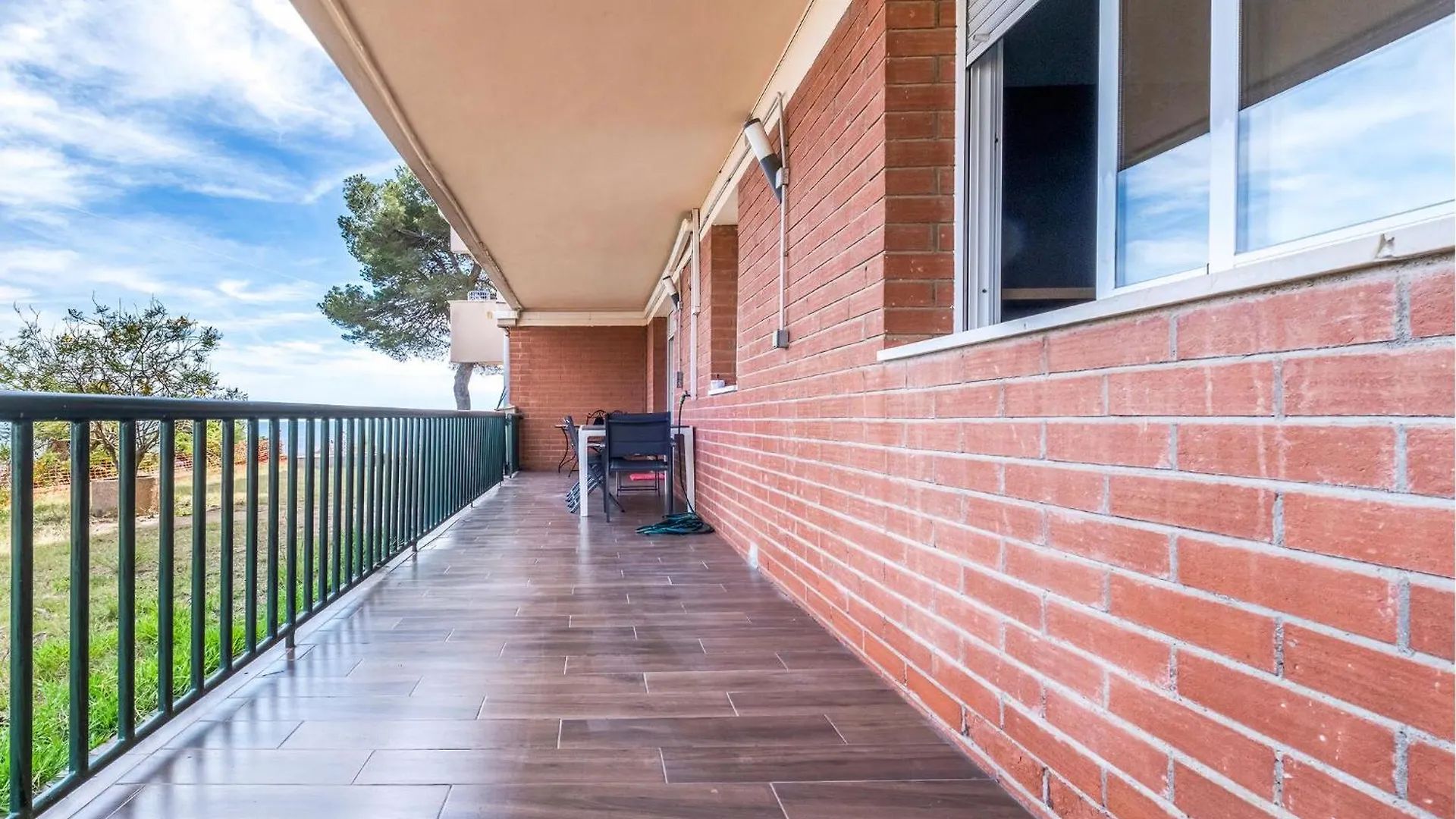 Nice Apartment In Salou With House Sea View
